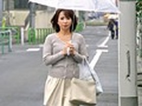 淫乱過ぎる未亡人 死んだ夫と生き写しの男に幸せだった日々の温もりを求めて肉棒を咥える濃密快楽ふしだらSEX 牧原れい子　サンプル画像02